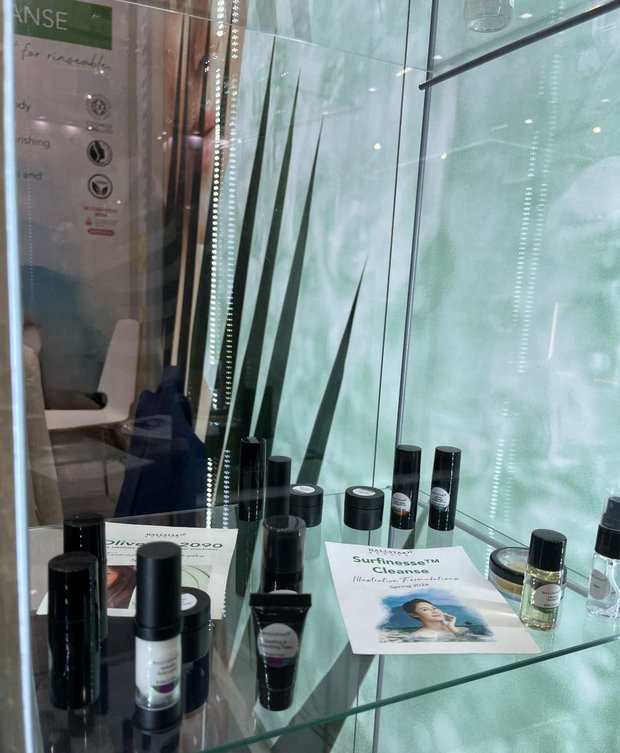 Hallstar’s Surfiness Cleanse, a natural cosmetic ingredient, showcased at HPCI 2024, featuring sustainable, olive-oil-based personal care ingredients.